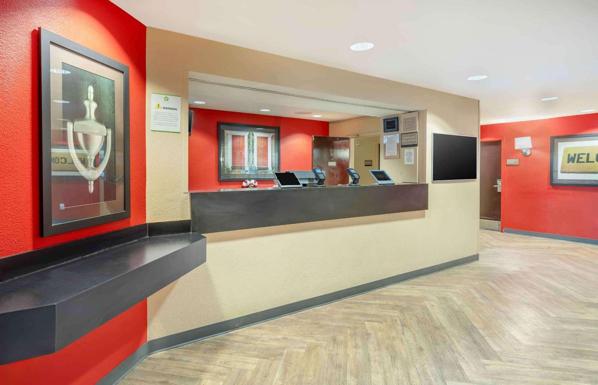 เอ็กซ์เทนด์ สเตย์ อเมริกา โอ๊กแลนด์-เอเมอรีวิลล์ Hotel ภายนอก รูปภาพ
