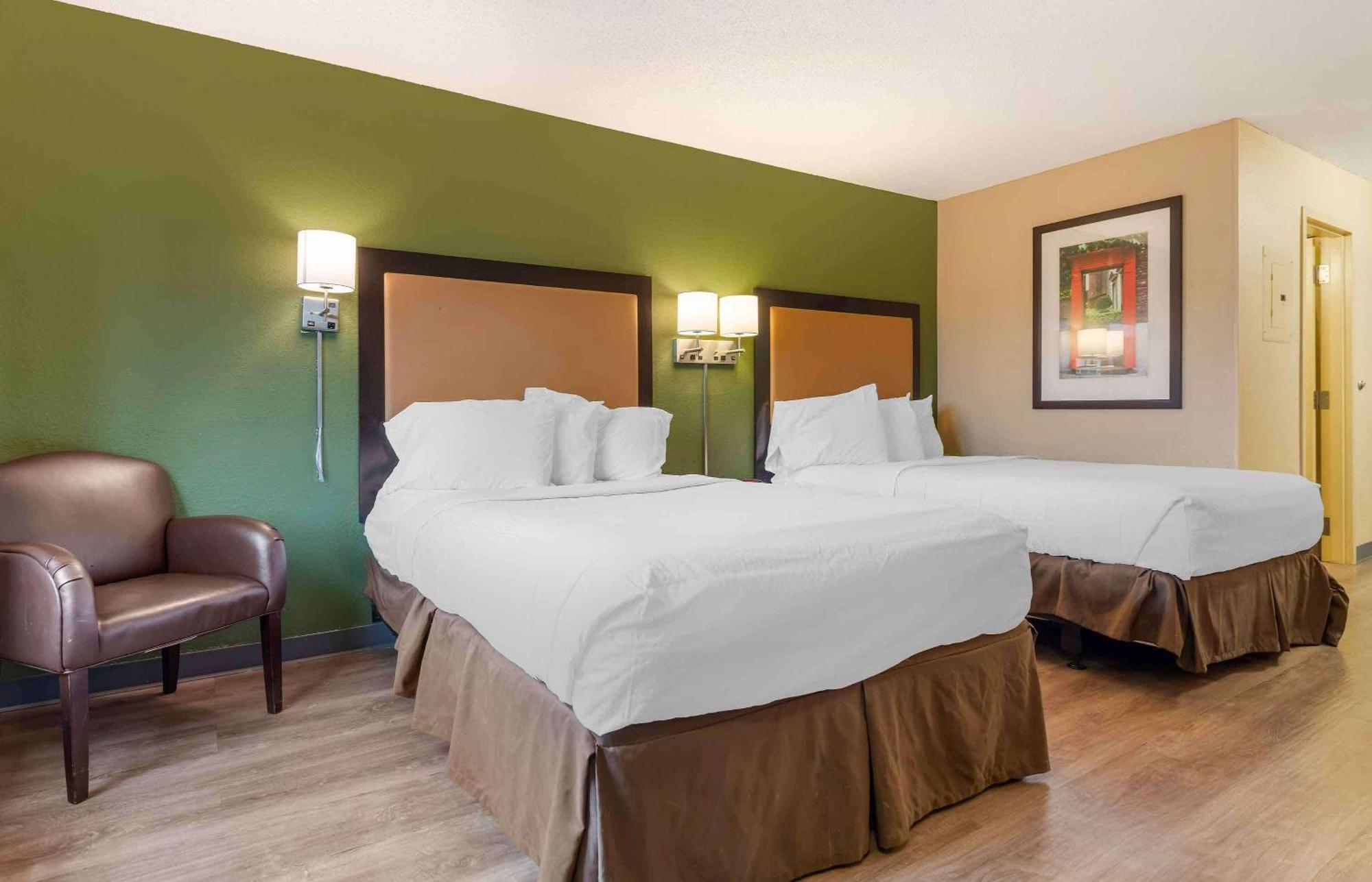 เอ็กซ์เทนด์ สเตย์ อเมริกา โอ๊กแลนด์-เอเมอรีวิลล์ Hotel ภายนอก รูปภาพ